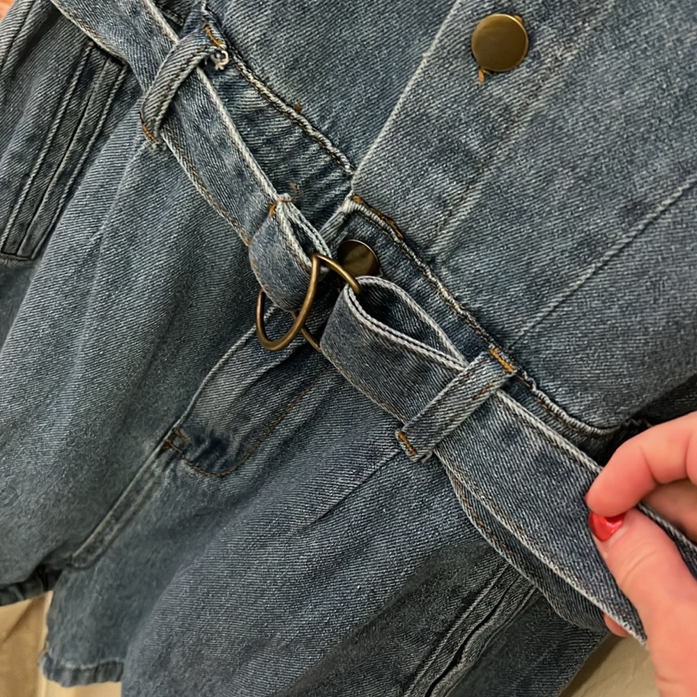 Polly denim belted shorts jumper - EUC - size 4 - Picture 4 of 8